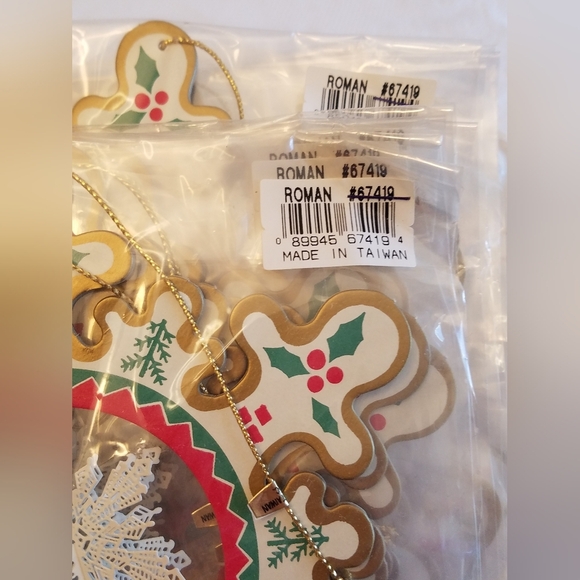 Lot of 15 Vintage Die Cast Paper  Snowflake Ornaments in original packaging - Picture 3 of 7